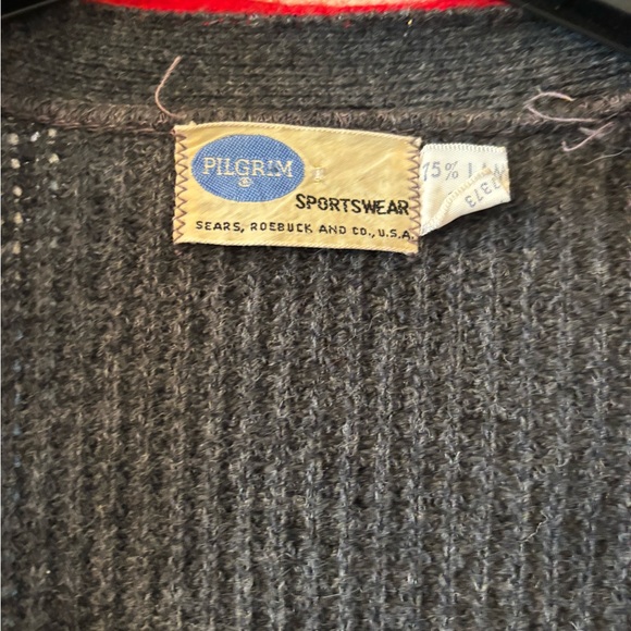Vintage 1960’s Pilgrim Charcoal Knit Vest w/ Scarlet Trim M/L  Gender Neutral - Picture 2 of 7